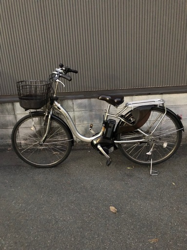 【京都発】京の楽チャリ　ヤマハ　電動アシスト自転車　銀色　パスwith 2017年モデル
