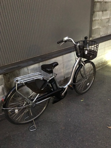 【京都発】京の楽チャリ　ヤマハ　電動アシスト自転車　銀色　パスwith 2017年モデル