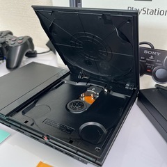【動作良好 美品】PS2 薄型本体セット リモコン2個とメモカ付きの画像