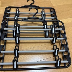 ニトリ　4段スカート・ズボンハンガー　4点の画像