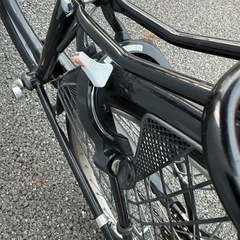 【都内/千葉引取】ブリヂストン製ママチャリ 26インチ自転車 カゴ/鍵/オートライト付の画像