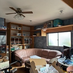 軽量鉄筋の事務所の画像