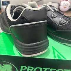 【新品】ミドリ安全　安全靴の画像