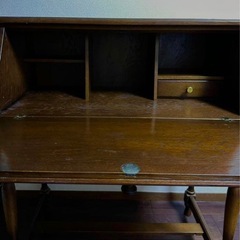 アンティーク　ライティングビューローの画像