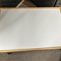 IKEA DJURA 折りたたみテーブル　ベッドトレイの画像