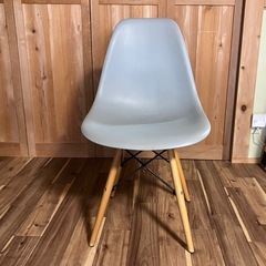 イームズ DSW リプロダクトチェア（グレー）の画像