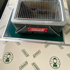 Coleman 折りたたみBBQテーブル & 卓上チャコールグリルβ セットの画像