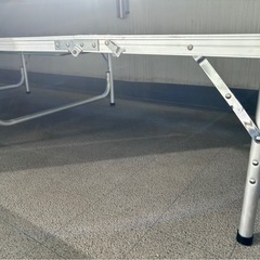 Coleman 折りたたみBBQテーブル & 卓上チャコールグリルβ セットの画像