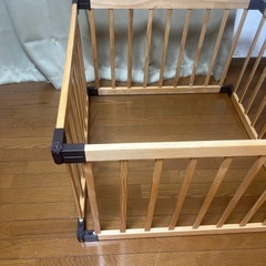 ベビーゲート　正方形の画像