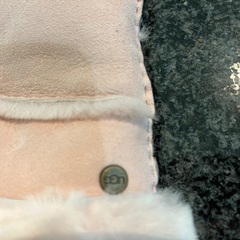 UGG アグ　手袋の画像