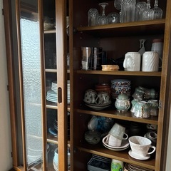 食器棚の画像