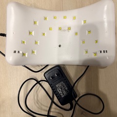 ジェルネイル  LEDライトの画像