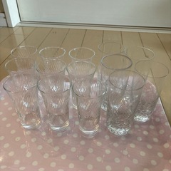 花瓶、グラスの画像