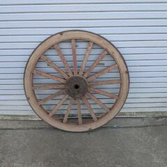 大八車の車輪の画像