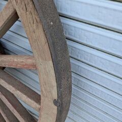 大八車の車輪の画像