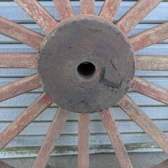 大八車の車輪の画像