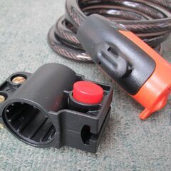 💗新品💗　防犯ワイヤー錠　自転車：バイク　径１２ｍｍ長さ１２０ｃｍ　キー２本付きの画像