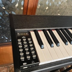 【無料・ジャンク】電子ピアノ 88鍵盤 ペダル・椅子・スタンド付き（引き取り限定）の画像