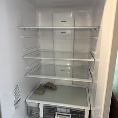 【訳あり】動作確認済み日立３ドア冷蔵庫　の画像