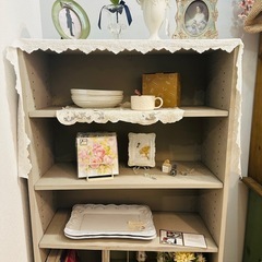 アンティーク　棚の画像