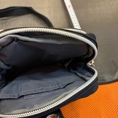 ショルダーバッグ　umbro　の画像