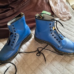 ドクターマーチン　ブルー　ゴールデンサイズ7の画像