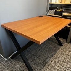 【2台セット】オフィスデスク／幅120×奥行80／配線口ありの画像