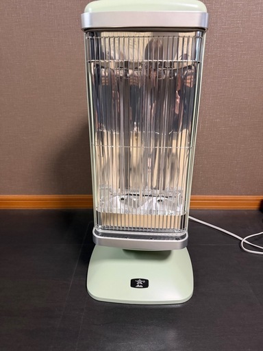 アラジン　グラファイトヒーター　（引取限定）最終値下げ