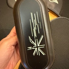 MINIシートカバーと眼鏡収納ケースの画像