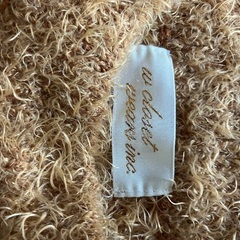 丈が短い、モコモコセーターの画像