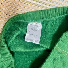 グリーンパンツ 140cm 西松屋の画像