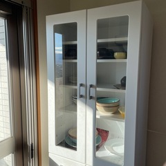 食器棚の画像