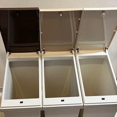 【12/20.21限定】キャスター付きダストボックスの画像