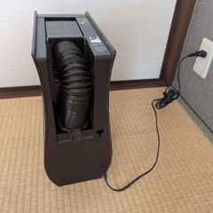 アイリスオーヤマ　布団乾燥機の画像