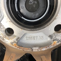 アルミスタッドレスタイヤ 4本の画像