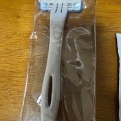 未使用 新品　カミソリ 　１本の価格ですの画像