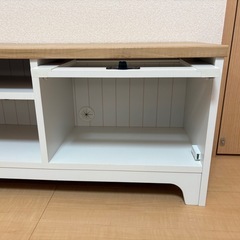 テレビ台の画像