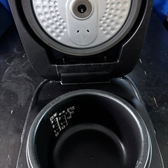 【12/21-23引渡し希望】TOSHIBA 炊飯器の画像