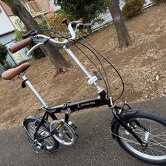 折りたたみ自転車の画像