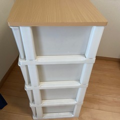 ［引き渡し先決定］
ニトリ　木天板　プラチェストの画像