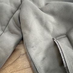 ユニクロ　ムートンタッチコート　Lサイズの画像