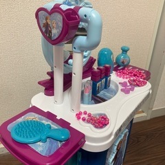 アナ雪　カート　ドレッサーの画像
