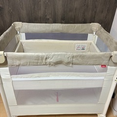 Apricaベビーベッド➕オーガニック布団の画像