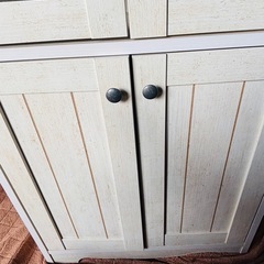 食器棚　収納家具の画像