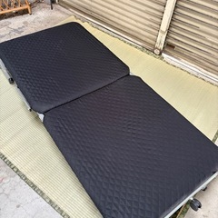 無料　折りたたみベッドの画像