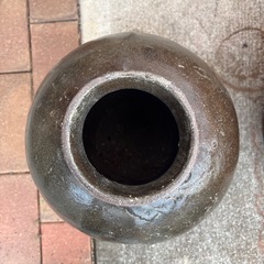 大きな壺 オブジェ 置物　鉢 傘立て　アレンジいろいろ！の画像