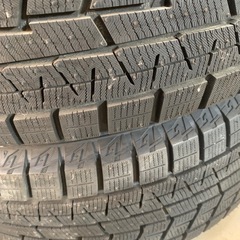 早い者勝ち！バリ山！ 16インチ スタッドレスタイヤ 205/60R16 ヨコハマ IG60 22年製 4本セットの画像