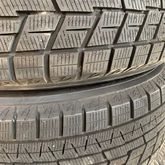 早い者勝ち！バリ山！ 16インチ スタッドレスタイヤ 205/60R16 ヨコハマ IG60 22年製 4本セットの画像