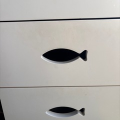 収納家具　お魚模様の画像