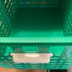 おもちゃ収納棚の画像